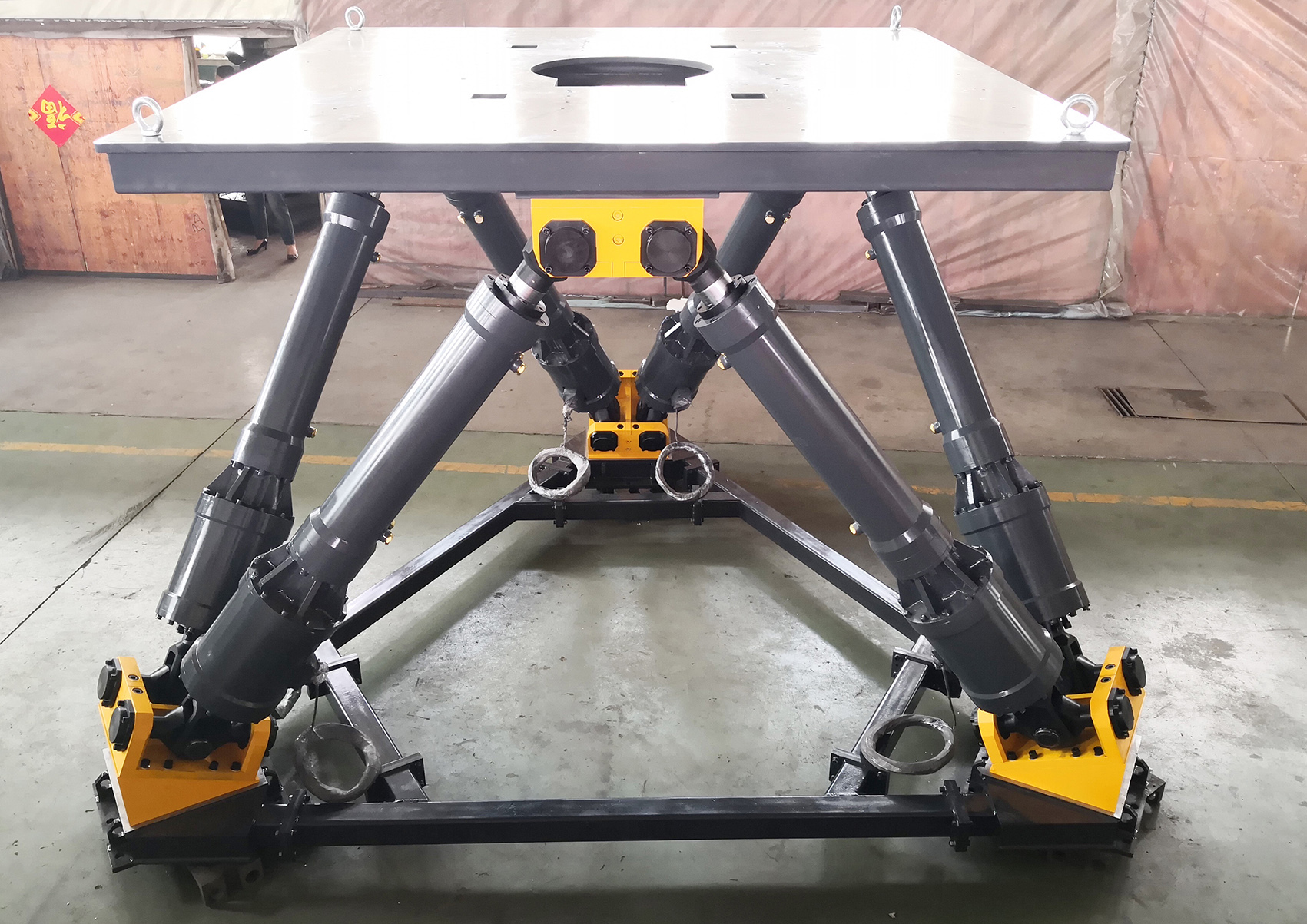 六自由度搖擺臺（直動-十字軸）