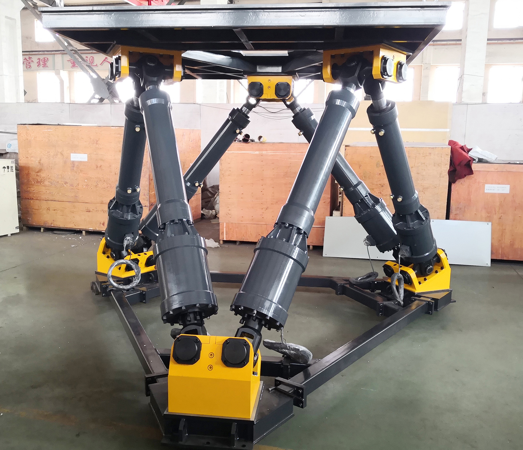 六自由度搖擺臺（直動-十字軸）