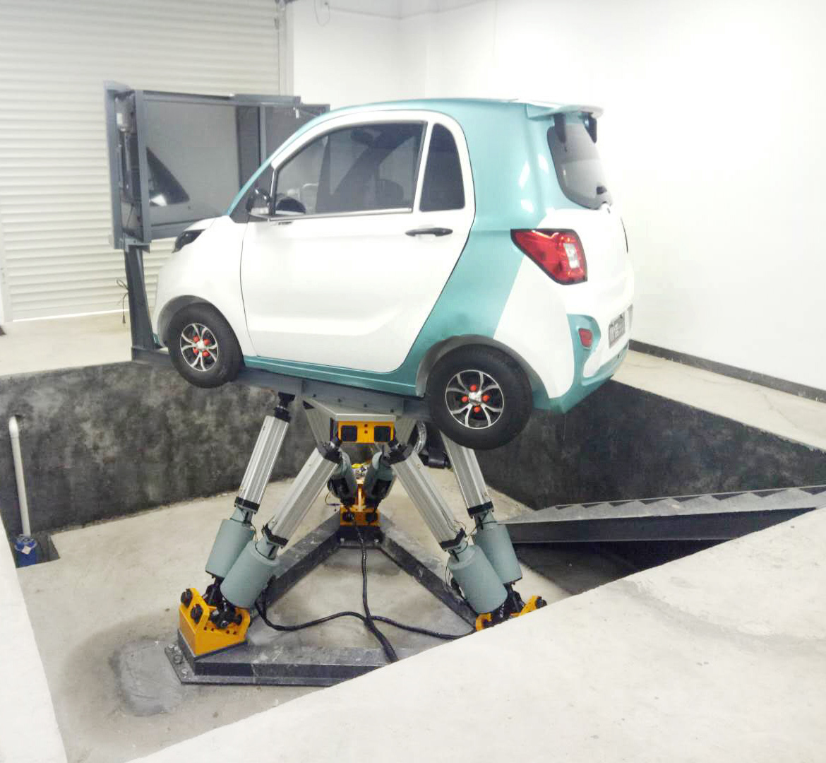 4.六自由度搖擺臺 副本.jpg