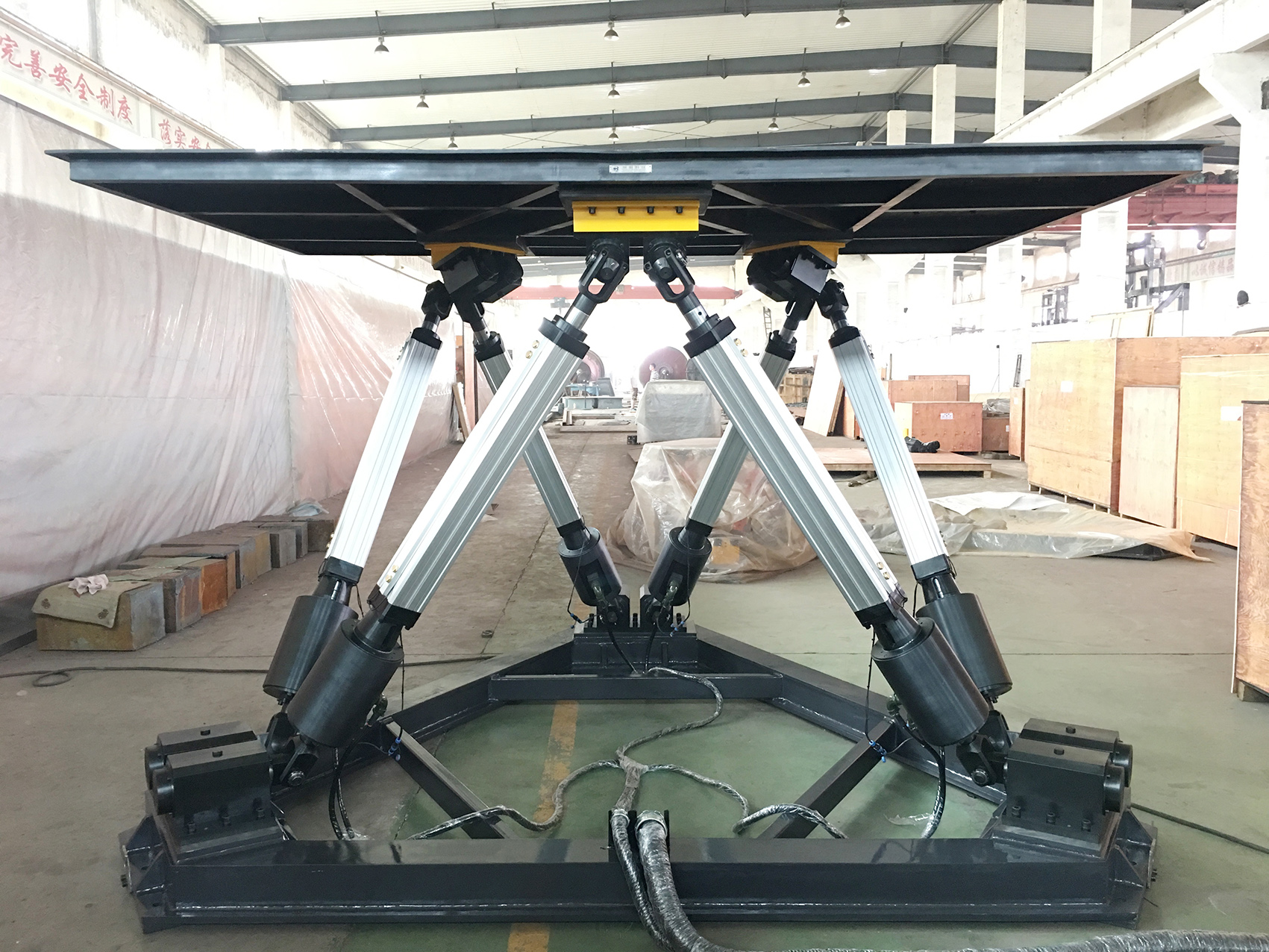 52-8 六自由度搖擺臺(tái)（直動(dòng)-虎克鉸） 副本.jpg